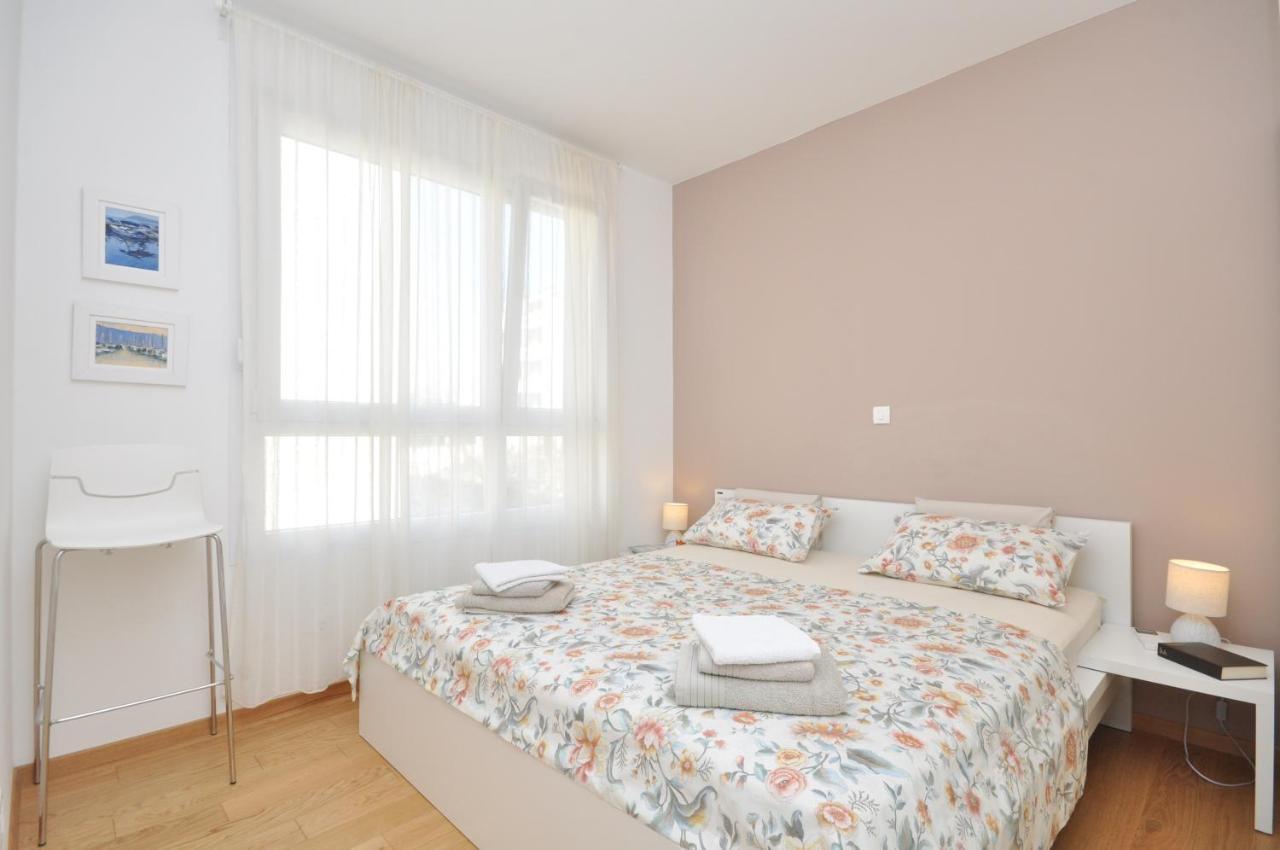 Apartment Carmen, Žnjan, Split Buitenkant foto