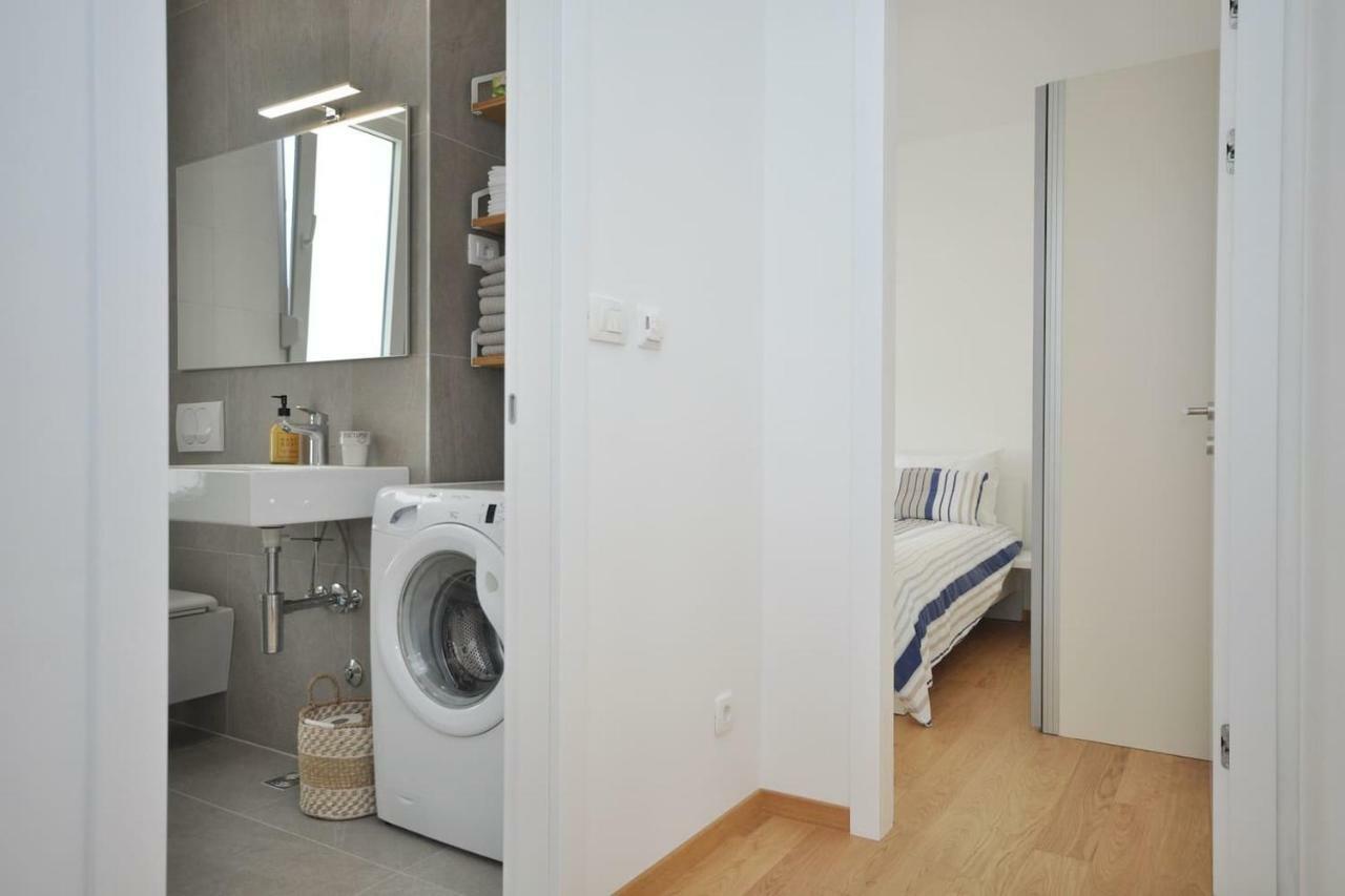Apartment Carmen, Žnjan, Split Buitenkant foto
