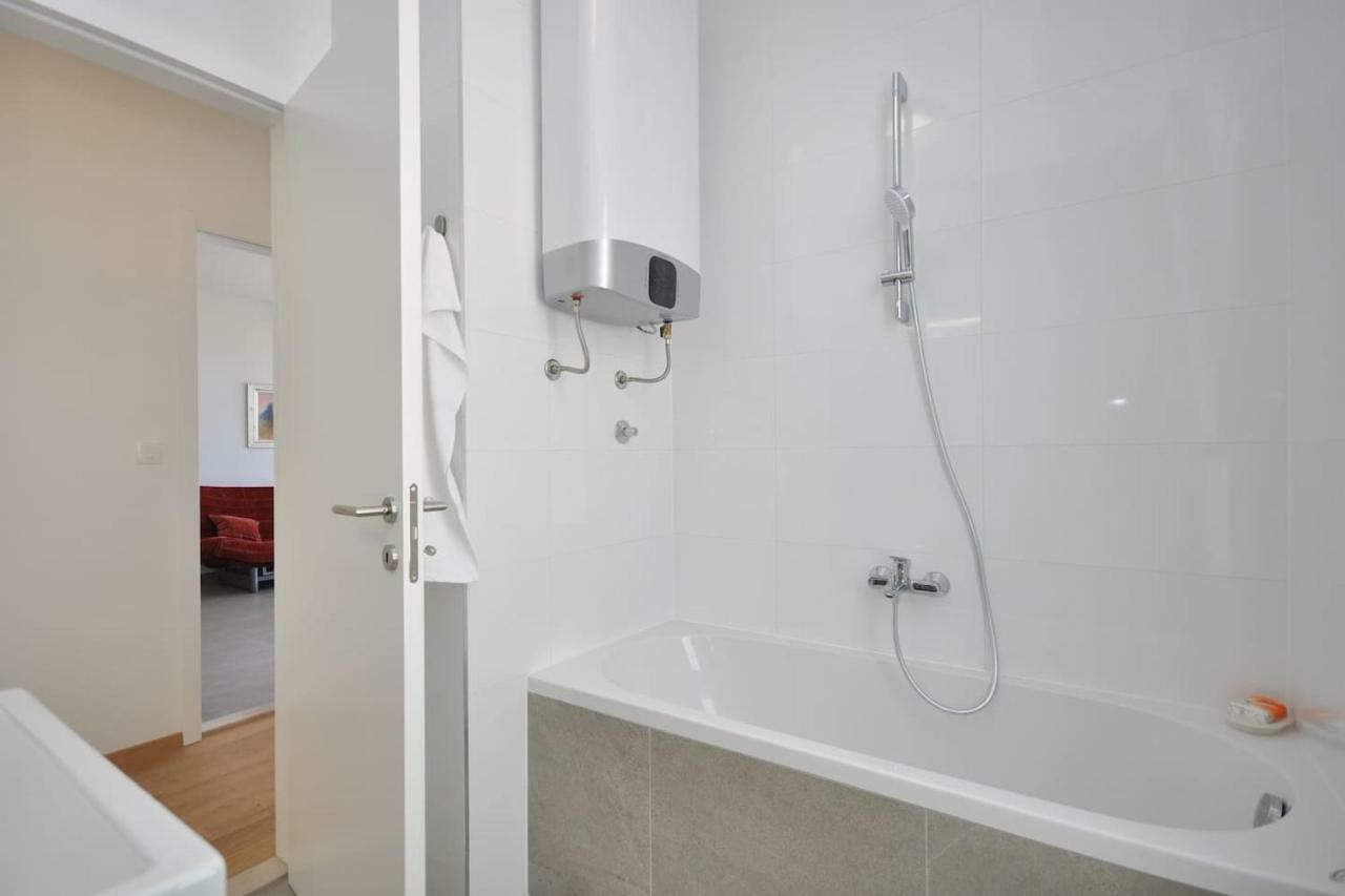 Apartment Carmen, Žnjan, Split Buitenkant foto